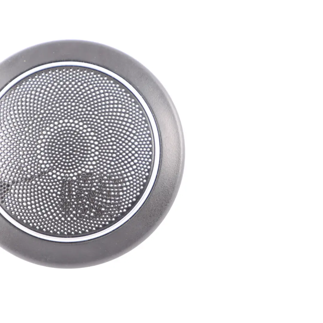 Panneau d'habillage de haut-parleur de porte avant gauche droite pour Mercedes W205 à propos du numéro de pièce A2057270000 Mercedes W205 Panneau d'habillage de haut-parleur de porte avant gauche droite - SKU A2057270000 - Numéro de pièce A2057270000