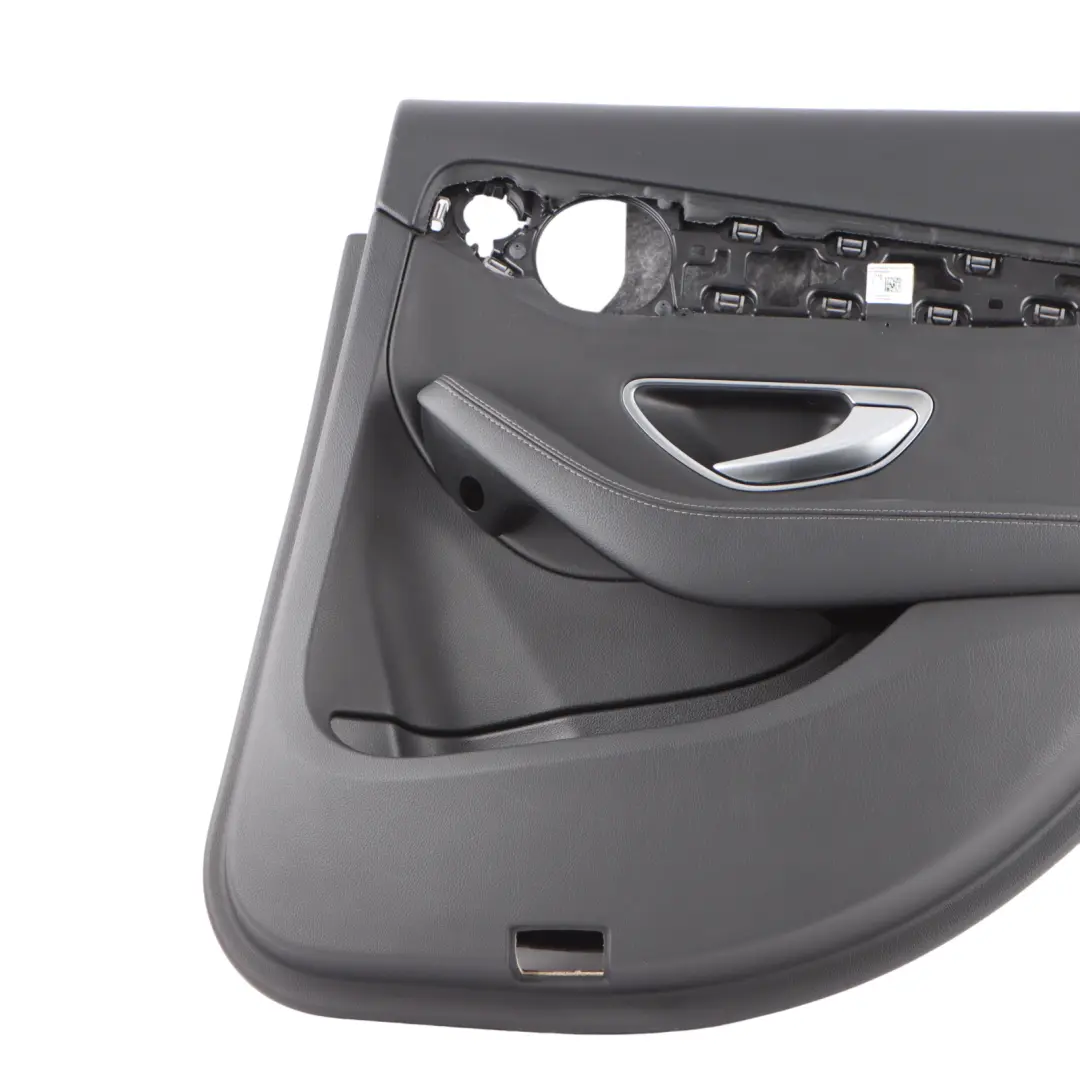 Scheda Porta Posteriore Destra Pannello Trim Nero per Mercedes W205 con numero di parte A2057306205 Mercedes W205 Scheda Porta Posteriore Destra Pannello Trim Nero - SKU A2057306205 - Numero di parte A2057306205