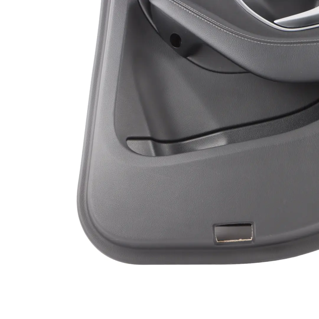 Carte Porte Arrière Droite Habillage panneaux de Noir pour Mercedes W205 à propos du numéro de pièce A2057306205 Mercedes W205 Carte Porte Arrière Droite Habillage panneaux de Noir - SKU A2057306205 - Numéro de pièce A2057306205