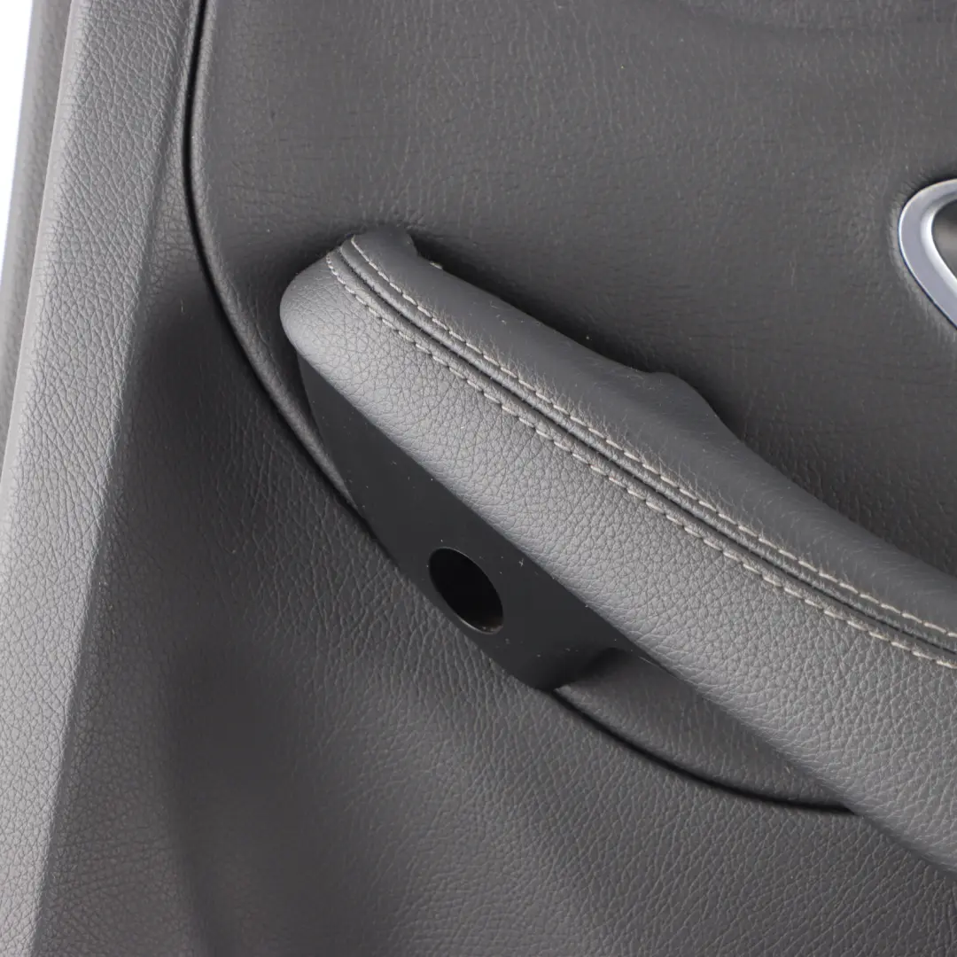 Mercedes W205 Scheda Porta Posteriore Destra Pannello Trim Nero - SKU A2057306205 - Numero di parte A2057306205