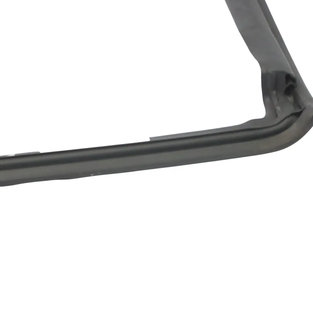 Mercedes A238 Cabrio Guarnizione Tetto Posteriore Gomma - SKU A2057703000 - Numero di parte A2057703000
