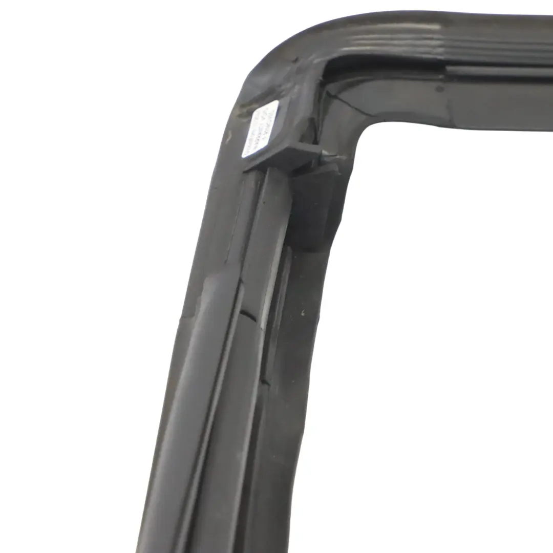 Mercedes A238 Cabrio Guarnizione Tetto Posteriore Gomma - SKU A2057703000 - Numero di parte A2057703000