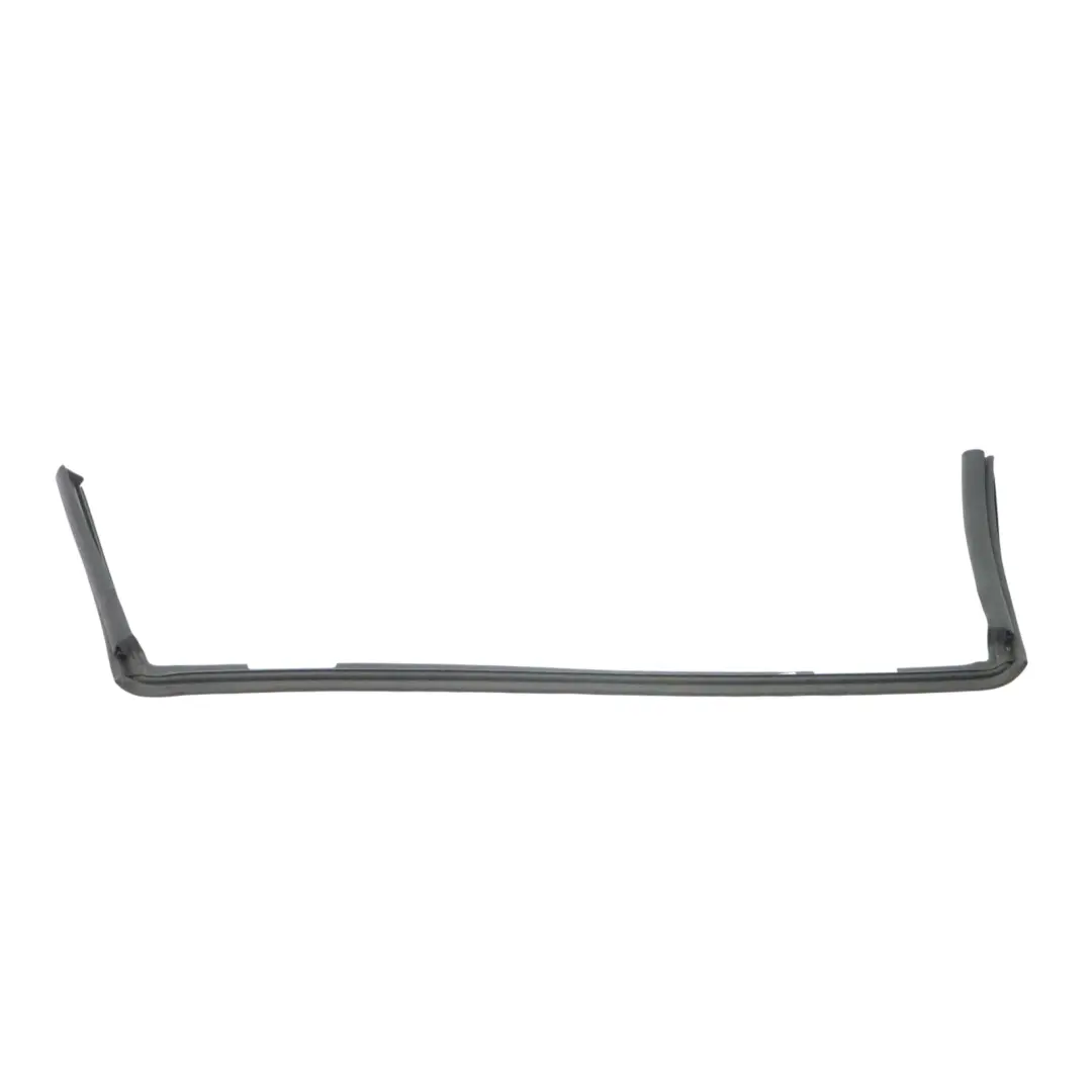 Guarnizione Tetto Posteriore Gomma per Mercedes A238 Cabrio con numero di parte A2057703000 Mercedes A238 Cabrio Guarnizione Tetto Posteriore Gomma - SKU A2057703000 - Numero di parte A2057703000