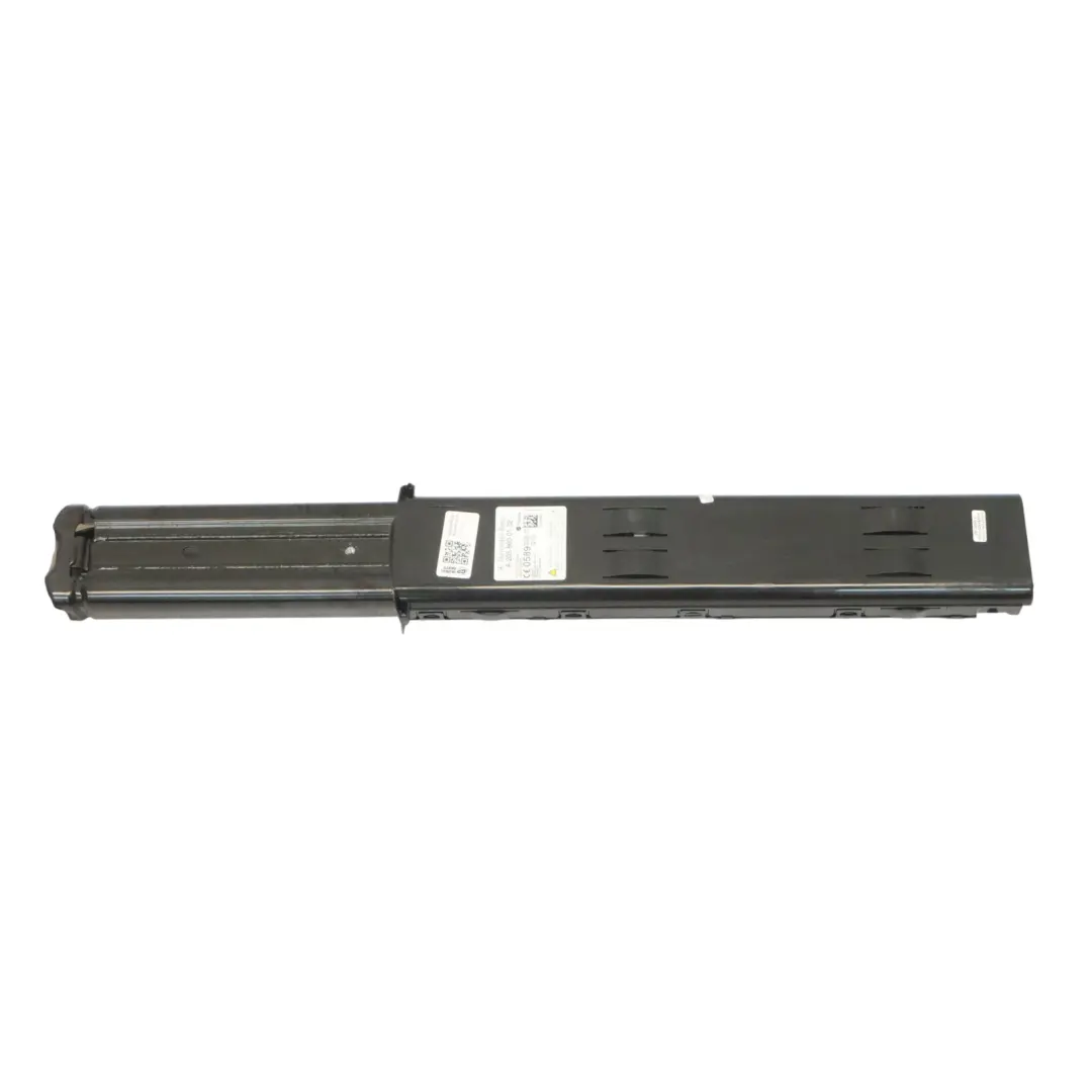 Roll Over Bar Izquierda Derecha para Mercedes A205 A238 Convertible con número de pieza A2058600132 Mercedes A205 A238 Convertible Roll Over Bar Izquierda Derecha - SKU A2058600132 - Número de pieza A2058600132