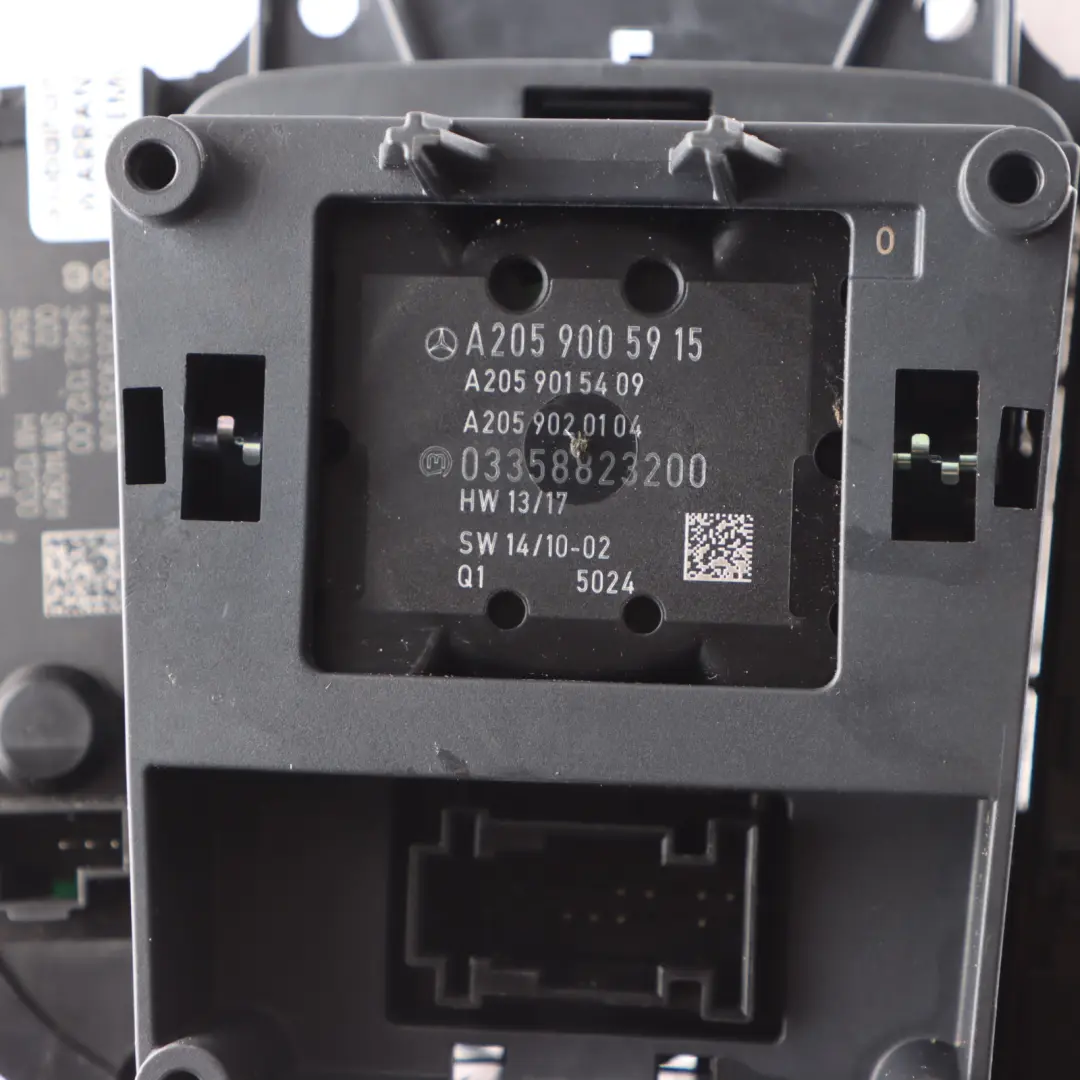 Console Switch Panel Sat Navigation Knob Controller to Mercedes W205 with Part number A2059005915 Mercedes W205 Console Switch Panel Sat Navigation Knob Controller - SKU A2059005915-5 - Part number A2059005915