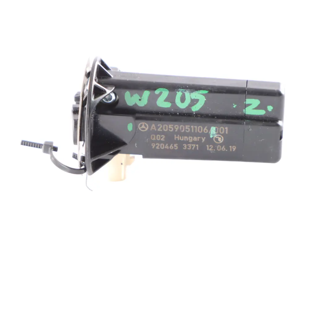 Mercedes W205 Moduł Wzmacniacz Anteny - SKU A2059051106 - Numer Części A2059051106