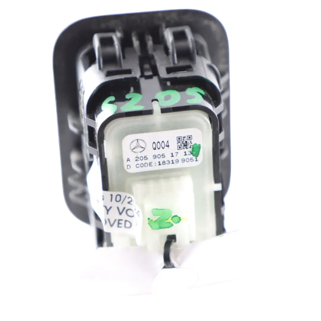 Mercedes W205 maletero Portón trasero Control escotilla Botonera - SKU A2059051713 - Número de pieza A2059051713