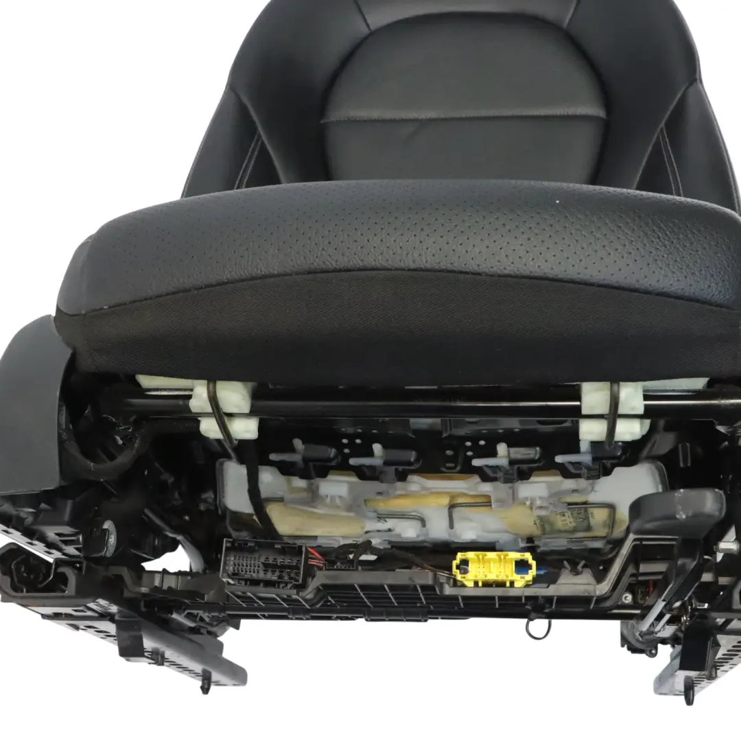 Siège en cuir Imiation Mercedes W205 S205 Chauffage avant droit noir électrique - SKU A2059102611-4 - Numéro de pièce A2059102611