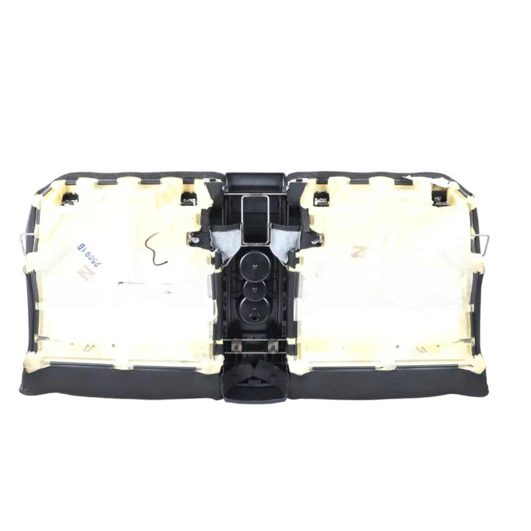 Asiento Trasero Inferior Banqueta Portavasos para Mercedes C205 con número de pieza A2059207900 Mercedes C205 Asiento Trasero Inferior Banqueta Portavasos - SKU A2059207900 - Número de pieza A2059207900