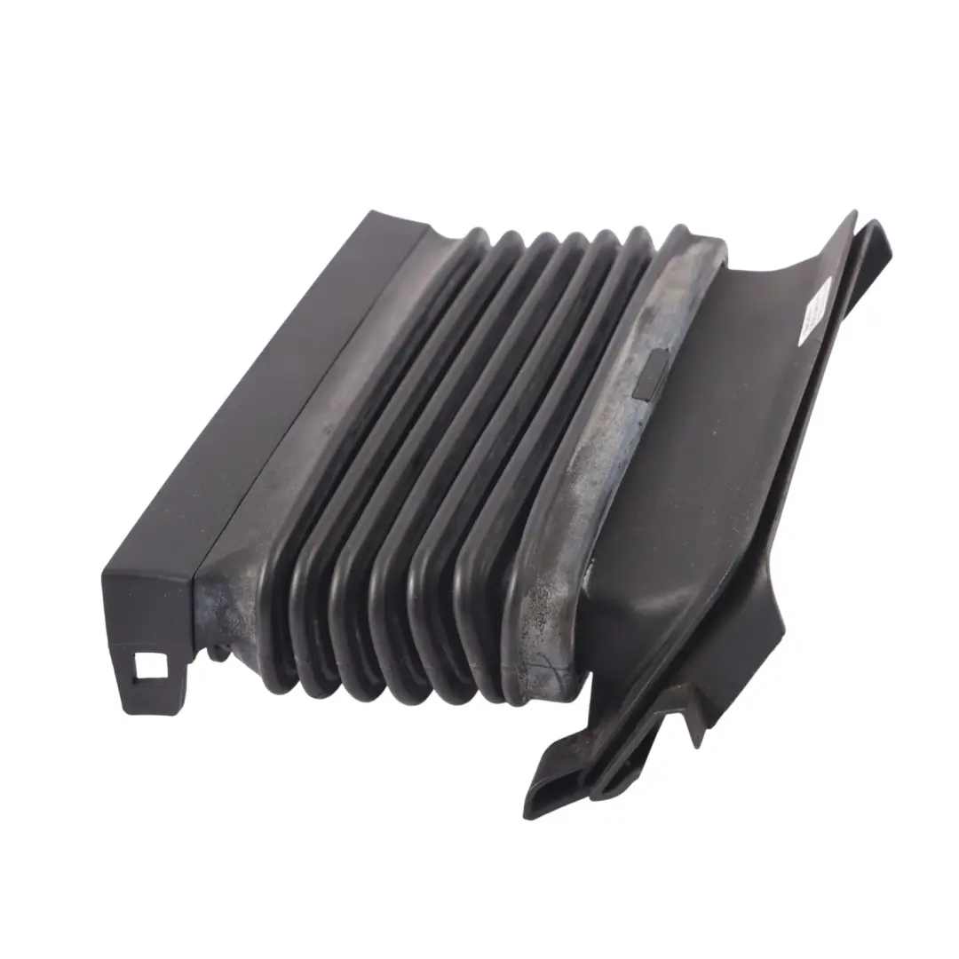 OM642 Kierownica Wlotu Powietrza do Mercedes C207 E350 CDI Diesel o numerze A2075050161 Mercedes C207 E350 CDI Diesel OM642 Kierownica Wlotu Powietrza - SKU A2075050161 - Numer Części A2075050161