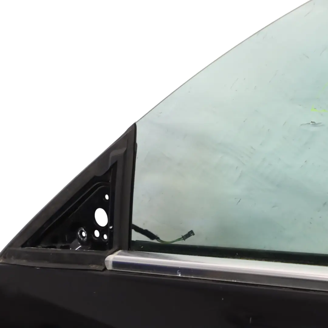 Tür vorne links Obsidianschwarz Metallic - 197 für Mercedes A207 Cabrio mit Teilenummer A2077200305 Mercedes A207 Cabrio Tür vorne links Obsidianschwarz Metallic - 197 - SKU A2077200305-OB - Teilenummer A2077200305