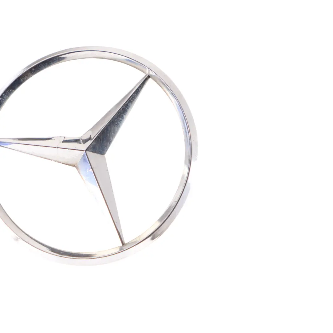 Emblemat Znaczek Gwiazda Klapy Bagażnika Tył do Mercedes CLK C209 o numerze A2097580058 Mercedes CLK C209 Emblemat Znaczek Gwiazda Klapy Bagażnika Tył - SKU A2097580058 - Numer Części A2097580058