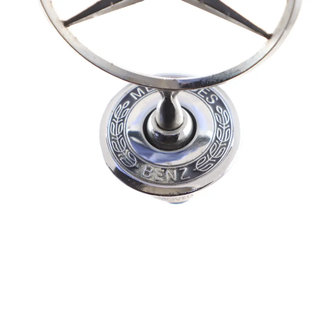 Cofano Emblema Stella Alzata Distintivo per Mercedes C E S W124 W202 W210 W211 W220 con numero di parte A2108800186 Mercedes C E S W124 W202 W210 W211 W220 Cofano Emblema Stella Alzata Distintivo - SKU A2108800186-2 - Numero di parte A2108800186