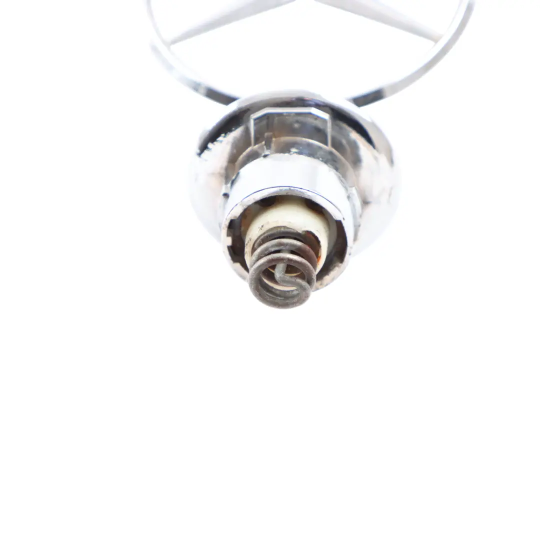 Cofano Emblema Stella Alzata Distintivo per Mercedes C E S W124 W202 W210 W211 W220 con numero di parte A2108800186 Mercedes C E S W124 W202 W210 W211 W220 Cofano Emblema Stella Alzata Distintivo - SKU A2108800186-2 - Numero di parte A2108800186