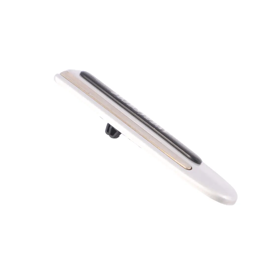 Mercedes W211 Moldura panel guardabarros delantero Listón Iridium Silver - 775 - SKU A2116902762-IRS - Número de pieza A2116902762
