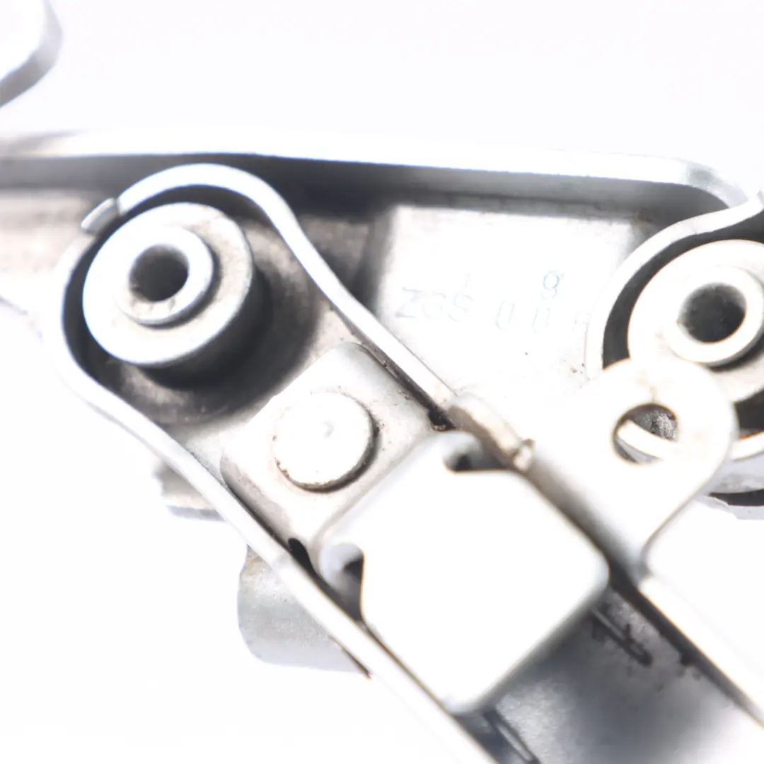 Capó Bisagra Derecha Plata Iridium - 775 para Mercedes W211 W220 con número de pieza A2118800228 Mercedes W211 W220 Capó Bisagra Derecha Plata Iridium - 775 - SKU A2118800228-IRS - Número de pieza A2118800228