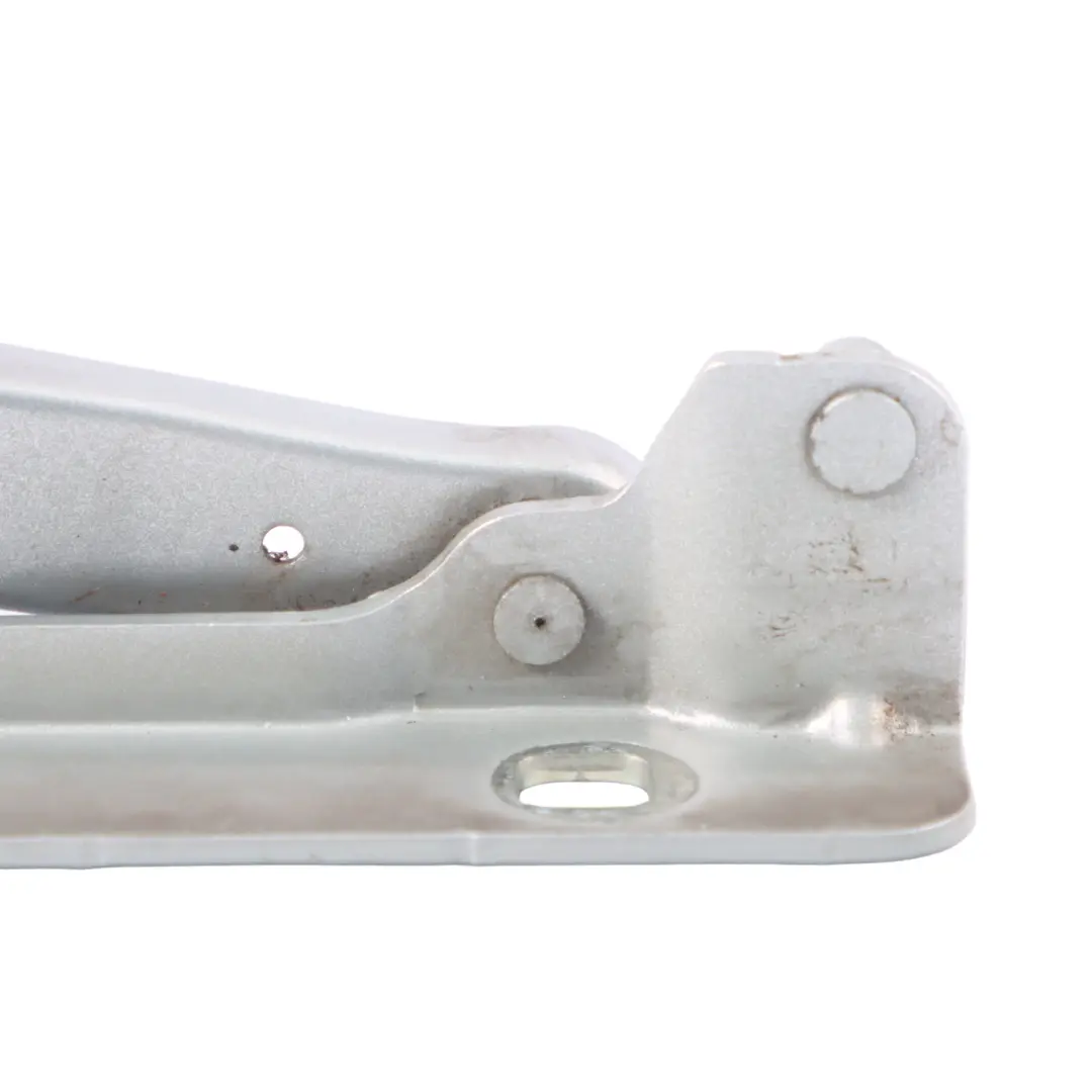 Capó Bisagra Derecha Plata Iridium - 775 para Mercedes W211 W220 con número de pieza A2118800228 Mercedes W211 W220 Capó Bisagra Derecha Plata Iridium - 775 - SKU A2118800228-IRS - Número de pieza A2118800228