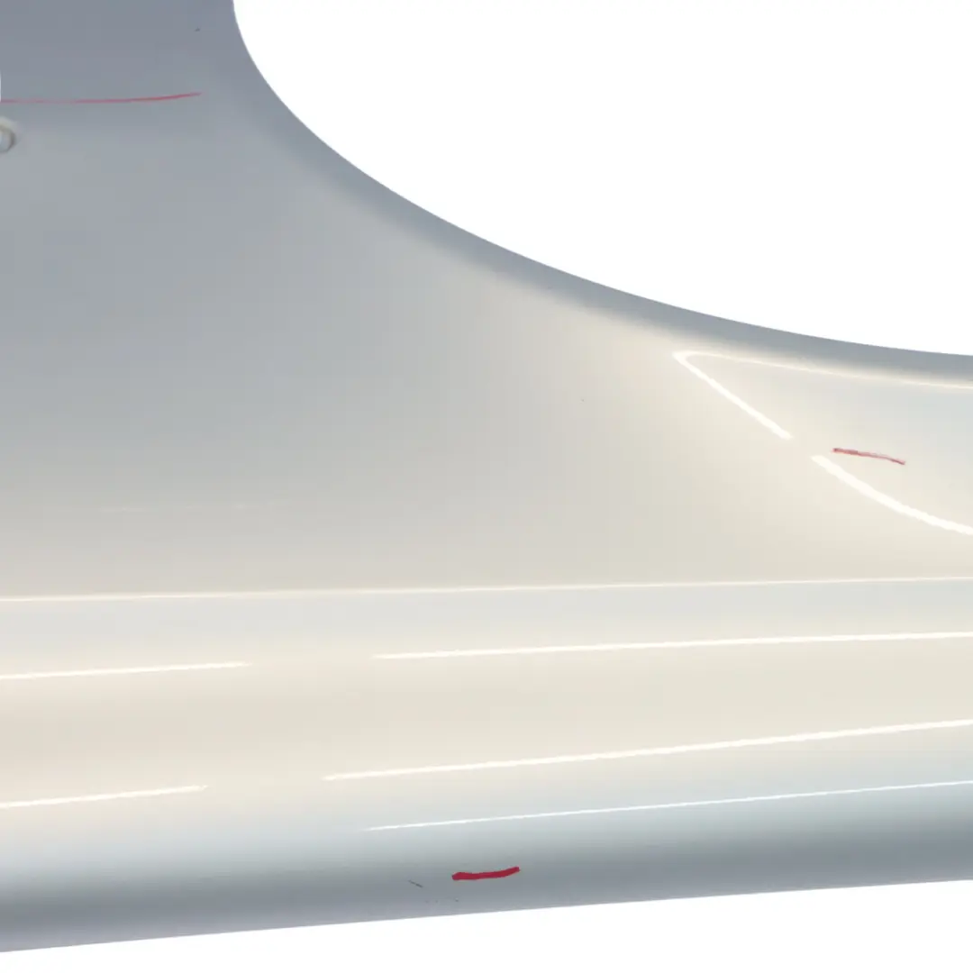 Pannello alare Parafango anteriore sinistro Iridium Silver - 775 per Mercedes W211 con numero di parte A2118801318 Mercedes W211 Pannello alare Parafango anteriore sinistro Iridium Silver - 775 - SKU A2118801318-IRS - Numero di parte A2118801318