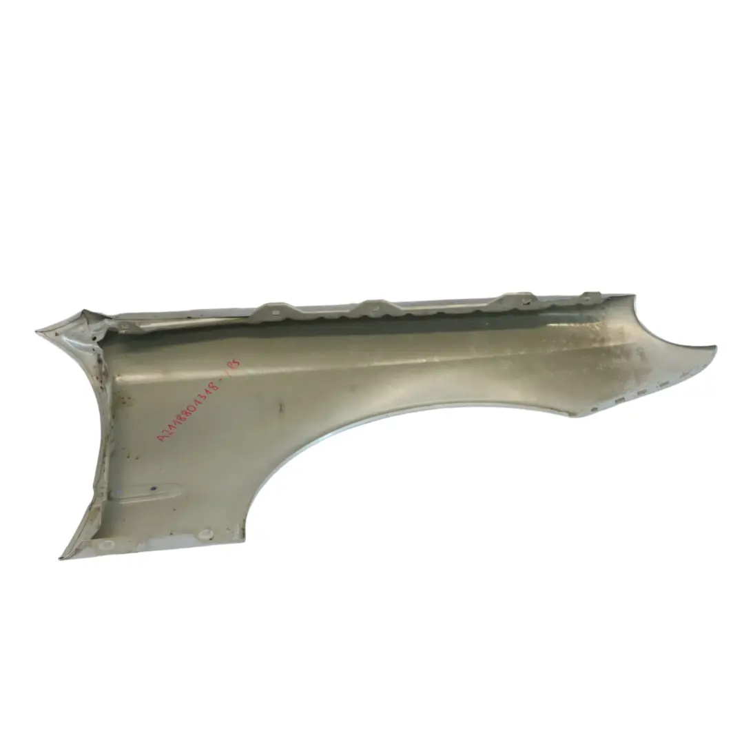 Błotnik Lewy Przedni Iridium Silver Metalik - 775 do Mercedes W211 o numerze A2118801318 Mercedes W211 Błotnik Lewy Przedni Iridium Silver Metalik - 775 - SKU A2118801318-IRS - Numer Części A2118801318