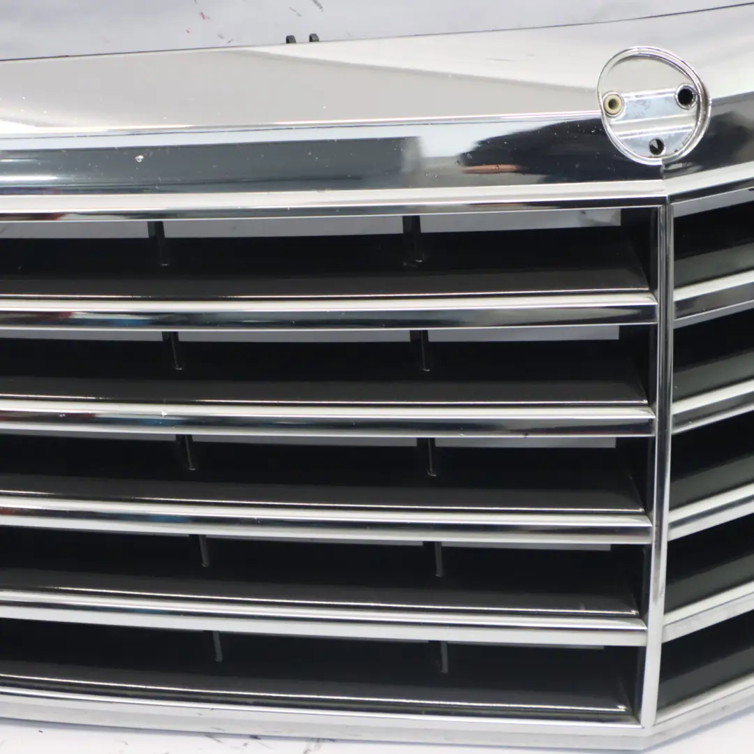 Fronthaube Motorhaube Kühlergrill Träger Chrom für Mercedes W211 mit Teilenummer A2118801783 Mercedes W211 Fronthaube Motorhaube Kühlergrill Träger Chrom - SKU A2118801783-1 - Teilenummer A2118801783