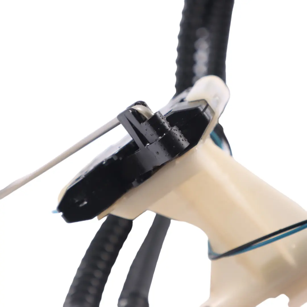 Kraftstoff Tank Pumpe Sender Einheit für Mercedes W212 Diesel Motor mit Teilenummer A2124700594 Mercedes W212 Diesel Motor Kraftstoff Tank Pumpe Sender Einheit - SKU A2124700594 - Teilenummer A2124700594