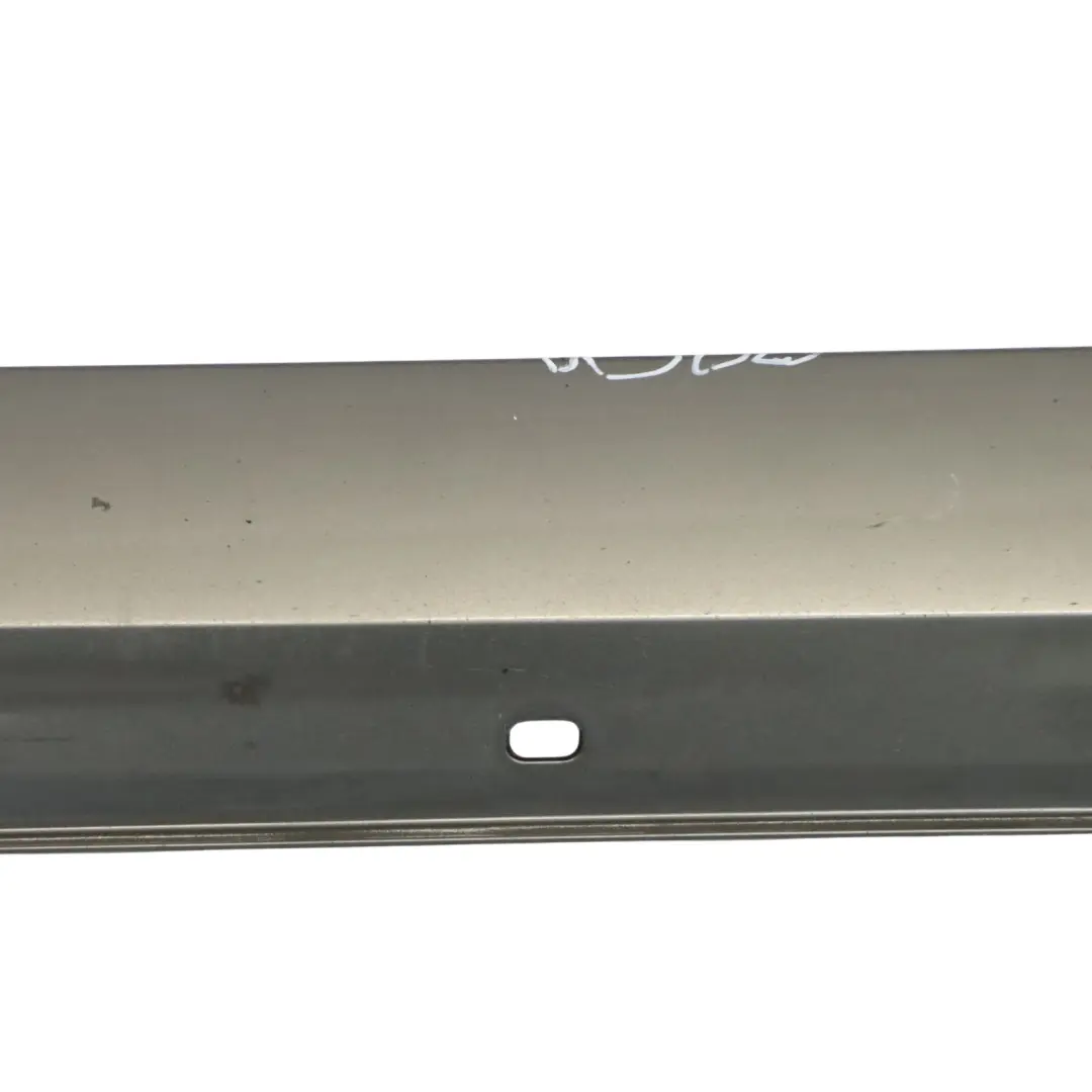 Mercedes W212 Cache latérale gauche Indium Grey - 963 - SKU A2126980154-ING - Numéro de pièce A2126980154