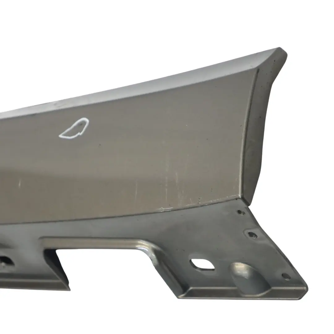 Mercedes W212 Faldón lateral izquierdo Panel de umbral Indium Grey - 963 - SKU A2126980154-ING - Número de pieza A2126980154