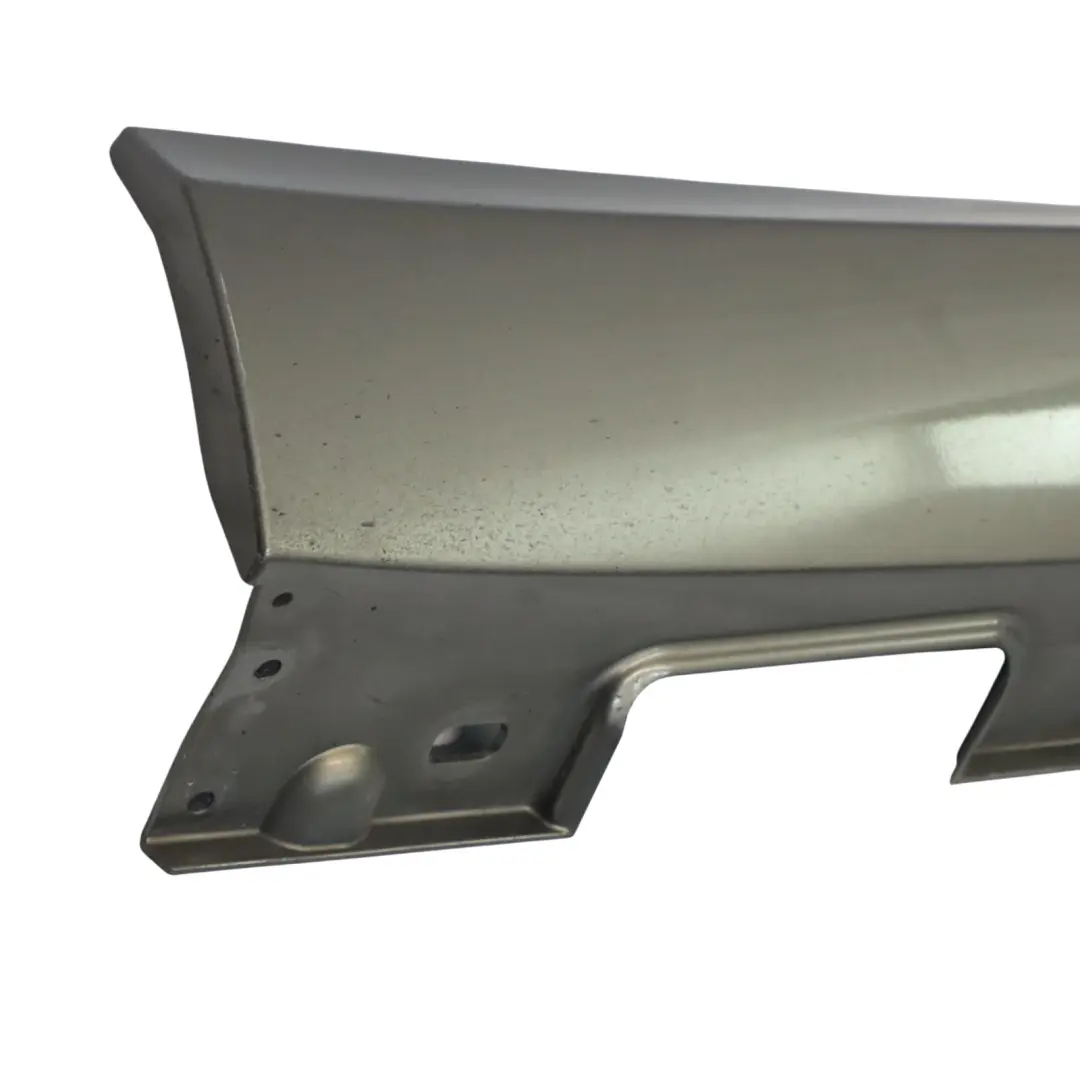 Copertura minigonna laterale destra Indium Grey - 963 per Mercedes W212 con numero di parte A2126980254 Mercedes W212 Copertura minigonna laterale destra Indium Grey - 963 - SKU A2126980254-ING - Numero di parte A2126980254
