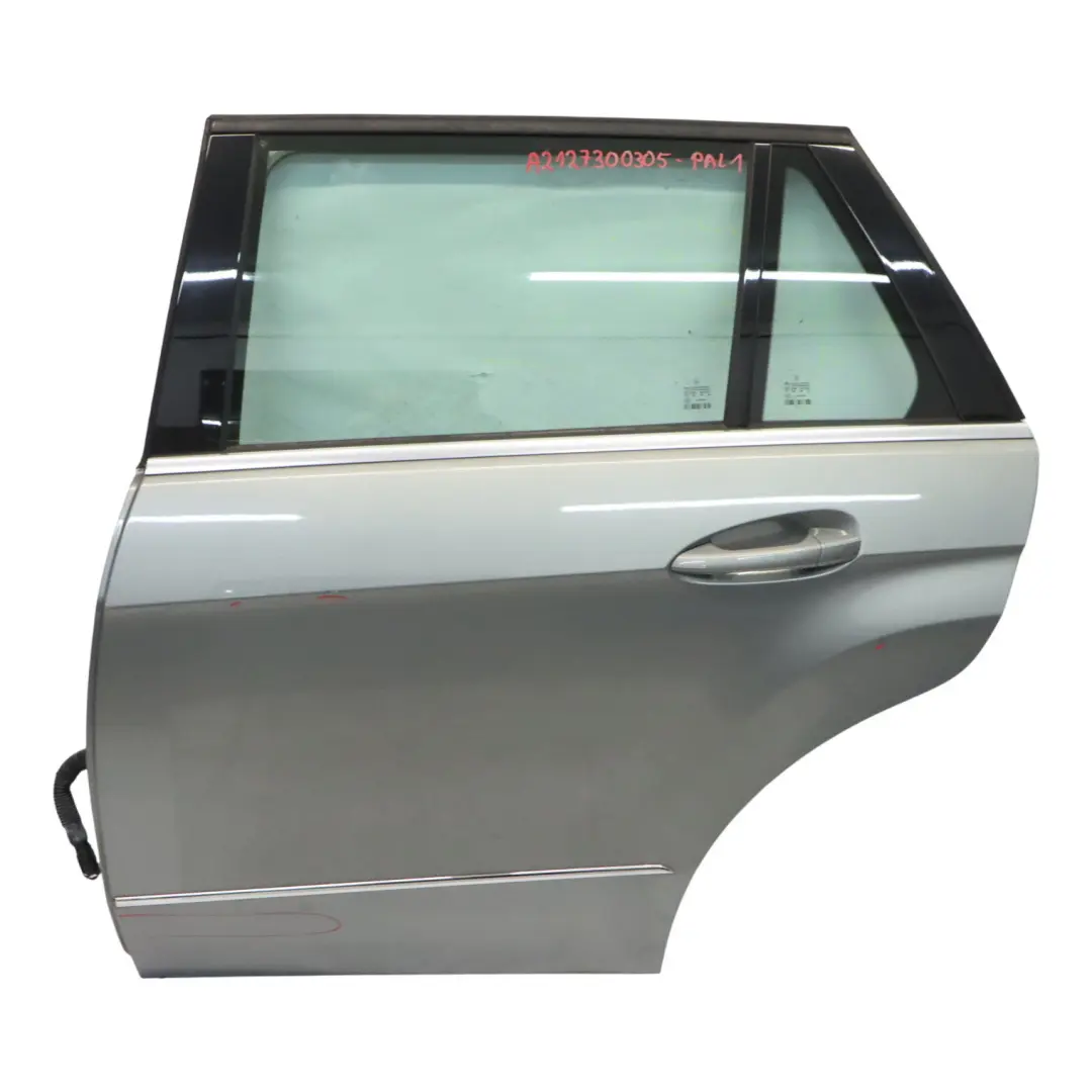 Puerta Trasera Izquierda Palladium Silver Metallic - 792 para Mercedes S212 Estate con número de pieza A2127300305 Mercedes S212 Estate Puerta Trasera Izquierda Palladium Silver Metallic - 792 - SKU A2127300305-PAL1 - Número de pieza A2127300305
