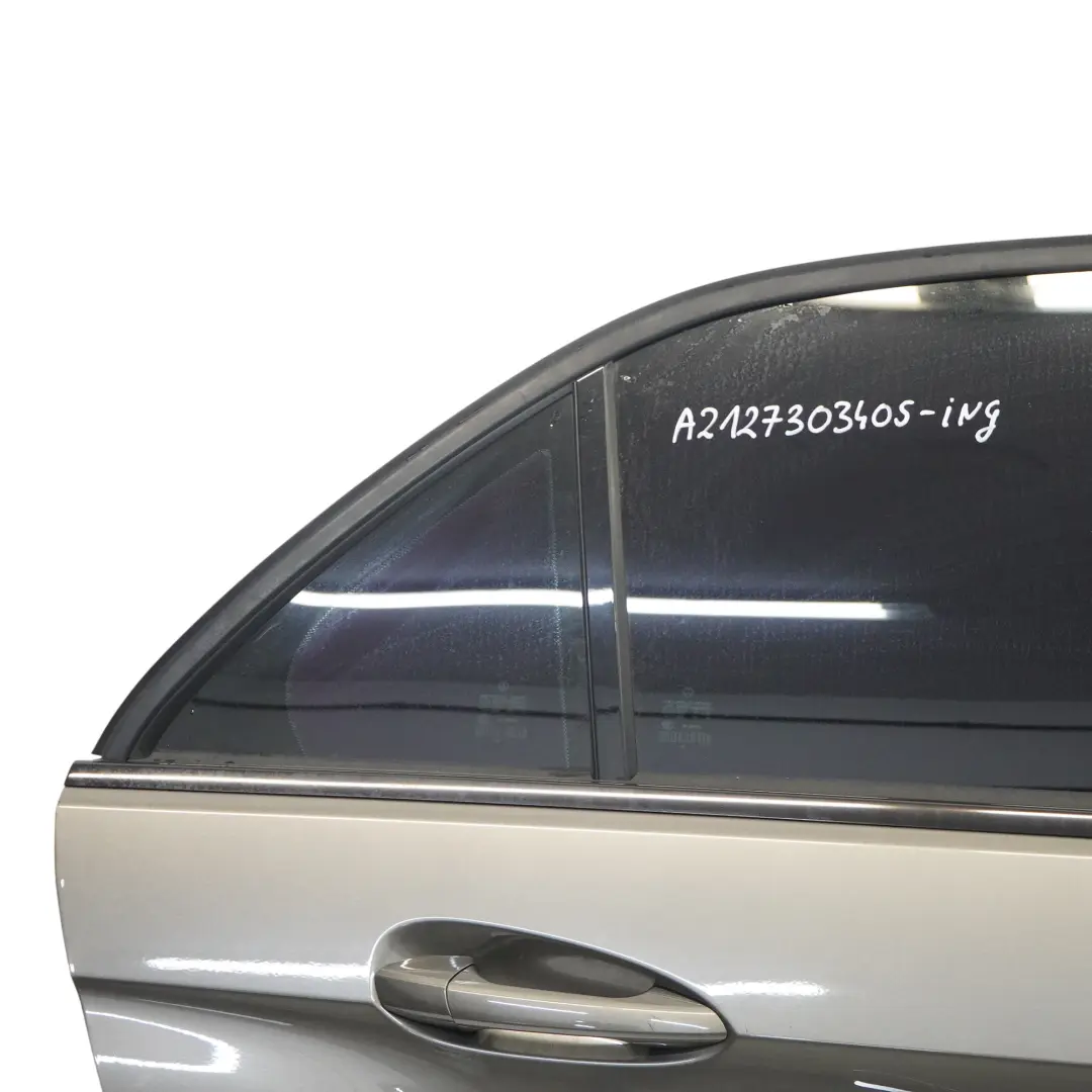Tür hinten rechts Indium Grau Metallic - 963 für Mercedes W212 mit Teilenummer A2127303405 Mercedes W212 Tür hinten rechts Indium Grau Metallic - 963 - SKU A2127303405-ING - Teilenummer A2127303405