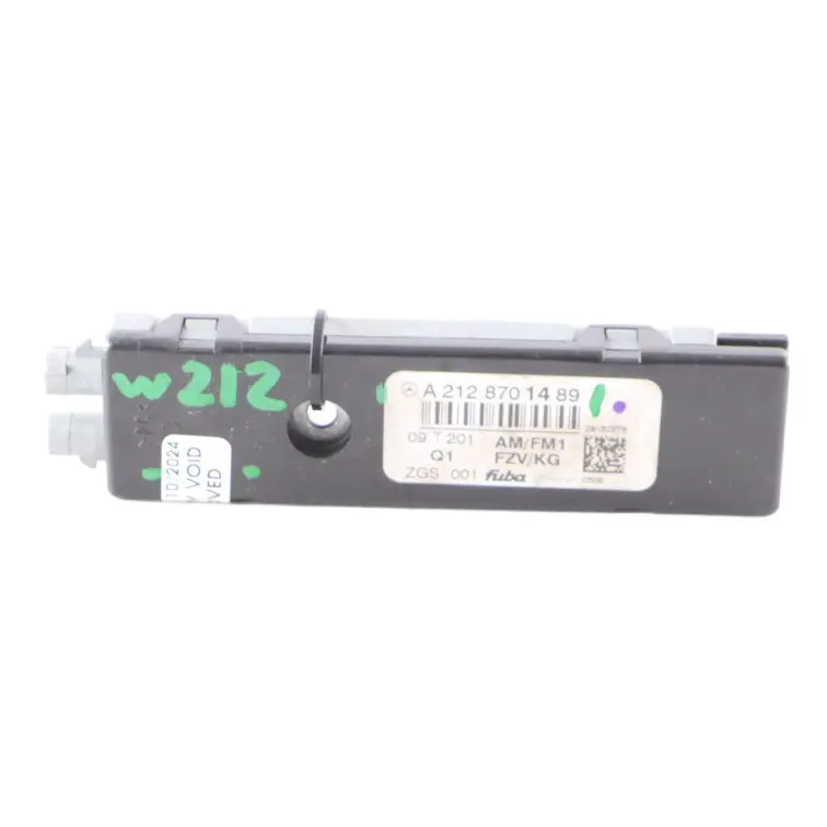 Antenna Amplifier Mercedes W212 C218 Aerial Module Rear Right O/S to with Part number A2128701489 Antenna Amplifier Mercedes W212 C218 Aerial Module Rear Right O/S - SKU A2128701489 - Part number A2128701489