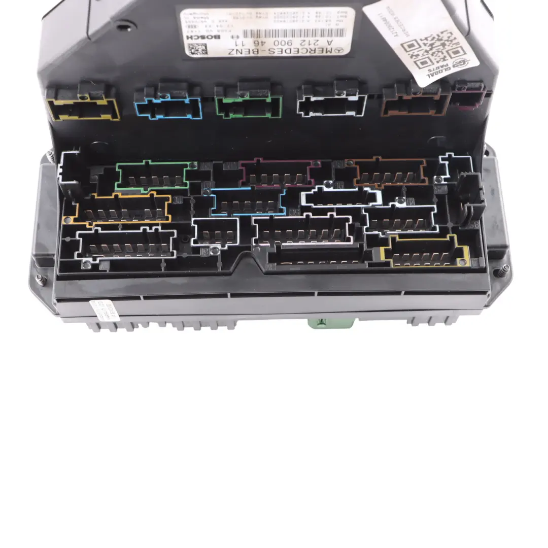 Front SAM Unit Fuse Box Control Power Distribution to Mercedes W204 with Part number A2129004611 Mercedes W204 Front SAM Unit Fuse Box Control Power Distribution - SKU A2129004611 - Part number A2129004611