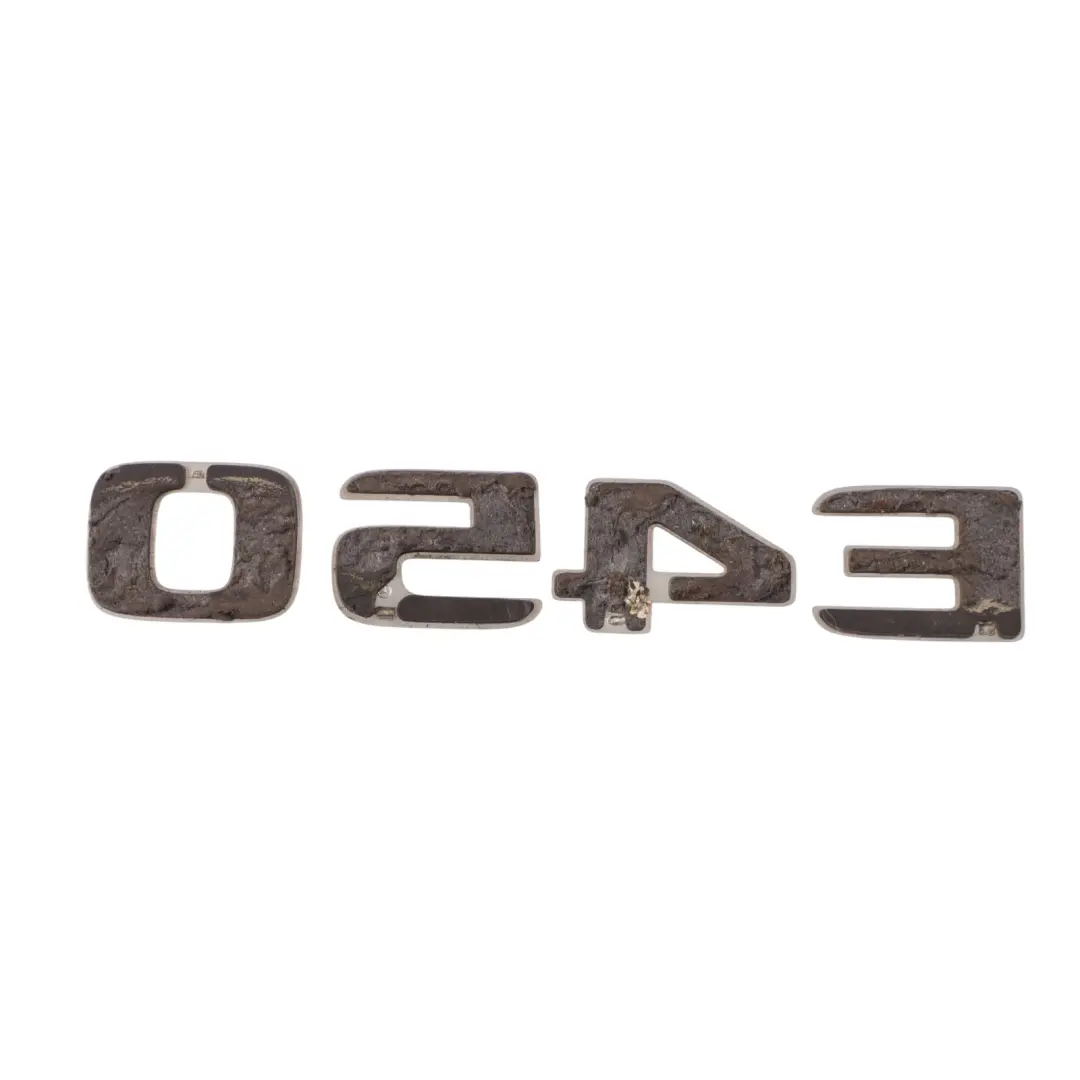 Mercedes A238 trasera maletero Adherido Emblema Lettering E450 - SKU A2138178200 - Número de pieza A2138178200