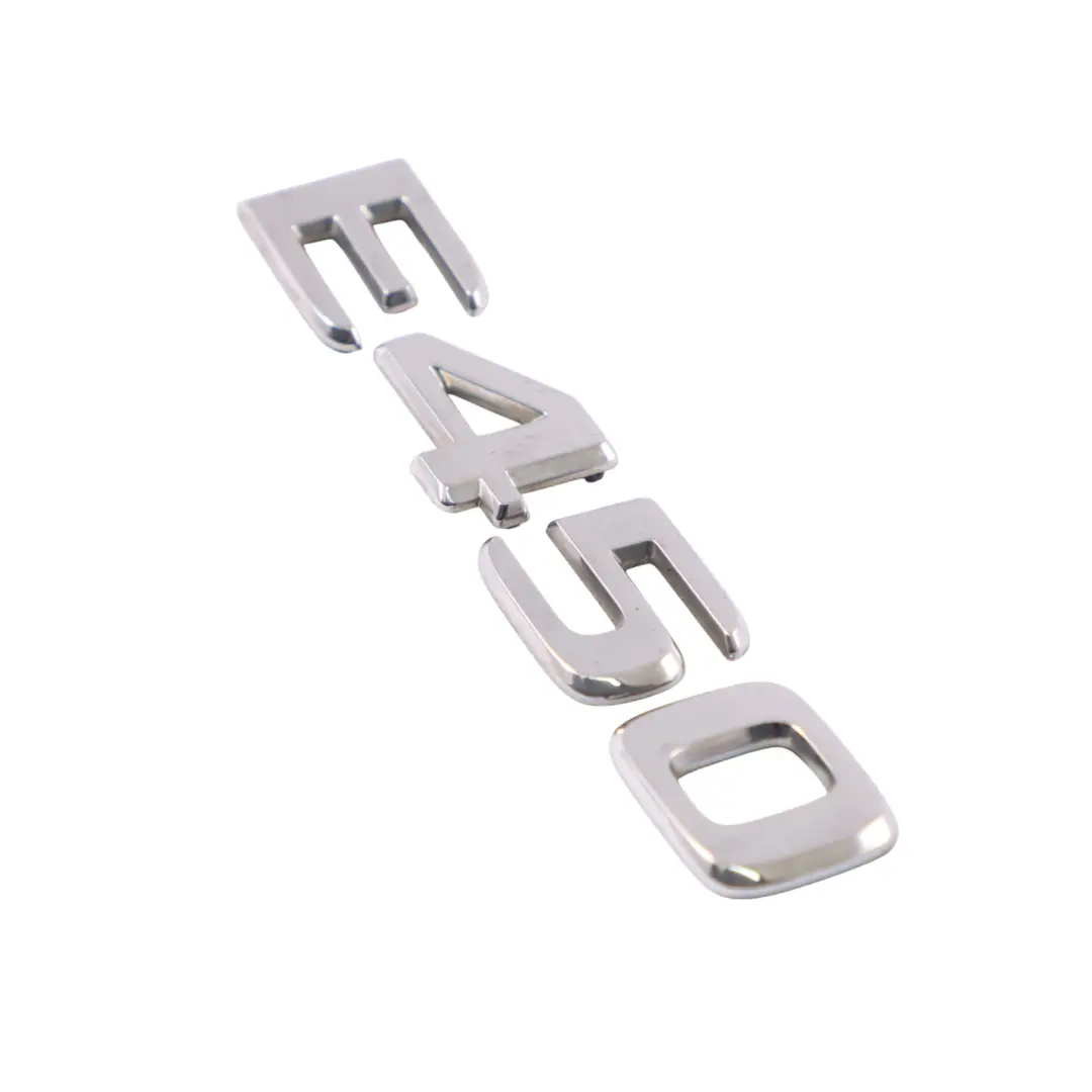 Znaczek Logo Napis Klapy Bagażnika Tył E450 do Mercedes A238 o numerze A2138178200 Mercedes A238 Znaczek Logo Napis Klapy Bagażnika Tył E450 - SKU A2138178200 - Numer Części A2138178200