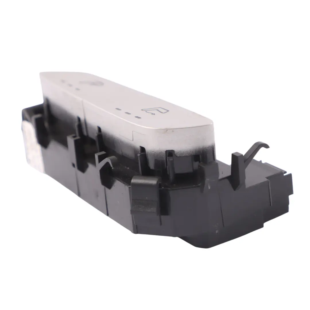 Przycisk Sterowania Ogrzewania Fotela Prawy do Mercedes C238 A238 o numerze A2139050804 Mercedes C238 A238 Przycisk Sterowania Ogrzewania Fotela Prawy - SKU A2139050804 - Numer Części A2139050804