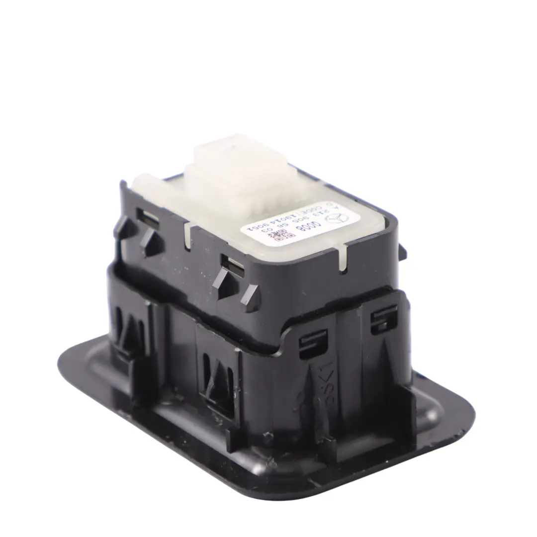 Interruptor de control del asiento trasero derecho para Mercedes A238 con número de pieza A2139055603 Mercedes A238 Interruptor de control del asiento trasero derecho - SKU A2139055603 - Número de pieza A2139055603