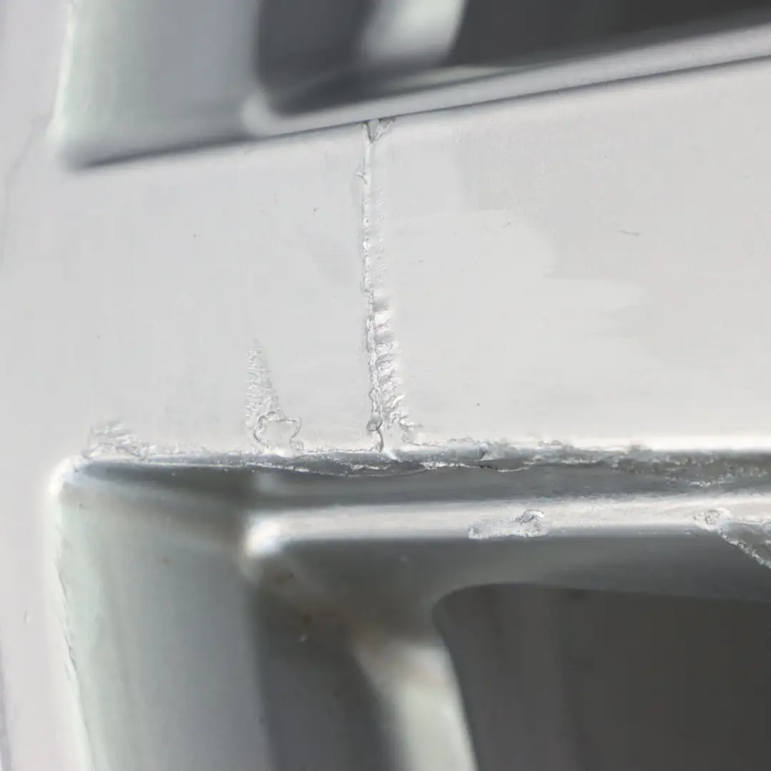 Mercedes CLS C218 Jante Arrière Alliage Argenté AMG 19" 9,5J ET:48 - SKU A2184011702-1 - Numéro de pièce A2184011702