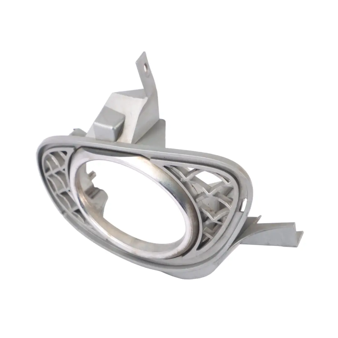 Kratka Zderzaka Osłona Lampy Przeciwmgielnej Lewa do Mercedes C219 o numerze A2198851523 Mercedes C219 Kratka Zderzaka Osłona Lampy Przeciwmgielnej Lewa - SKU A2198851523 - Numer Części A2198851523