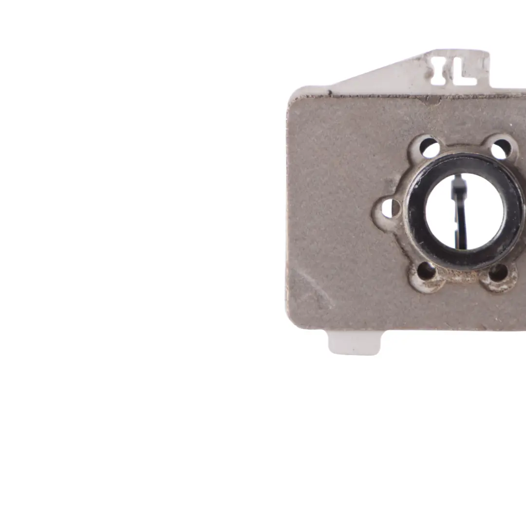 Supporto Sensore Parcheggio Posteriore Parktronic per Mercedes C219 con numero di parte A2198851567 Mercedes C219 Supporto Sensore Parcheggio Posteriore Parktronic - SKU A2198851567-OB - Numero di parte A2198851567