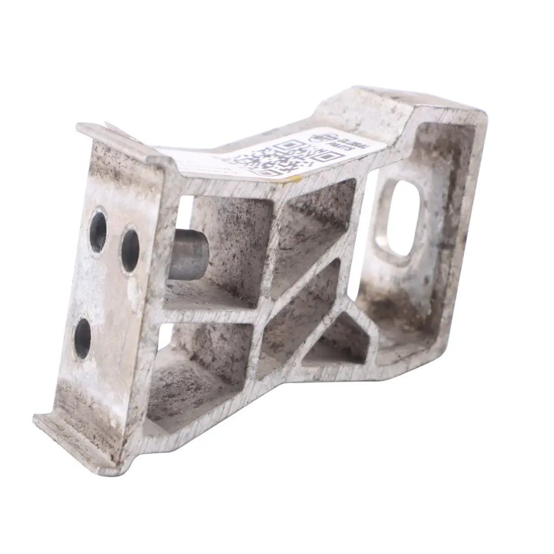 Support de fixation gauche du module radiateur pour Mercedes A238 à propos du numéro de pièce A2385012100 Mercedes A238 Support de fixation gauche du module radiateur - SKU A2385012100 - Numéro de pièce A2385012100