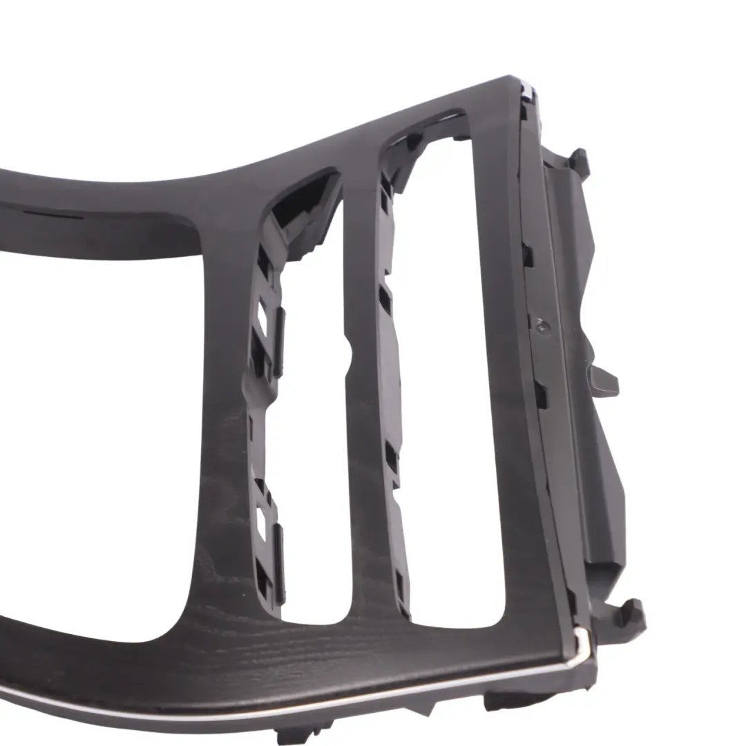 Mittelkonsole Verkleidung Schwarz Holz W213 für Mercedes W238 mit Teilenummer A2386801503 Mercedes W238 Mittelkonsole Verkleidung Schwarz Holz W213 - SKU A2386801503-1 - Teilenummer A2386801503