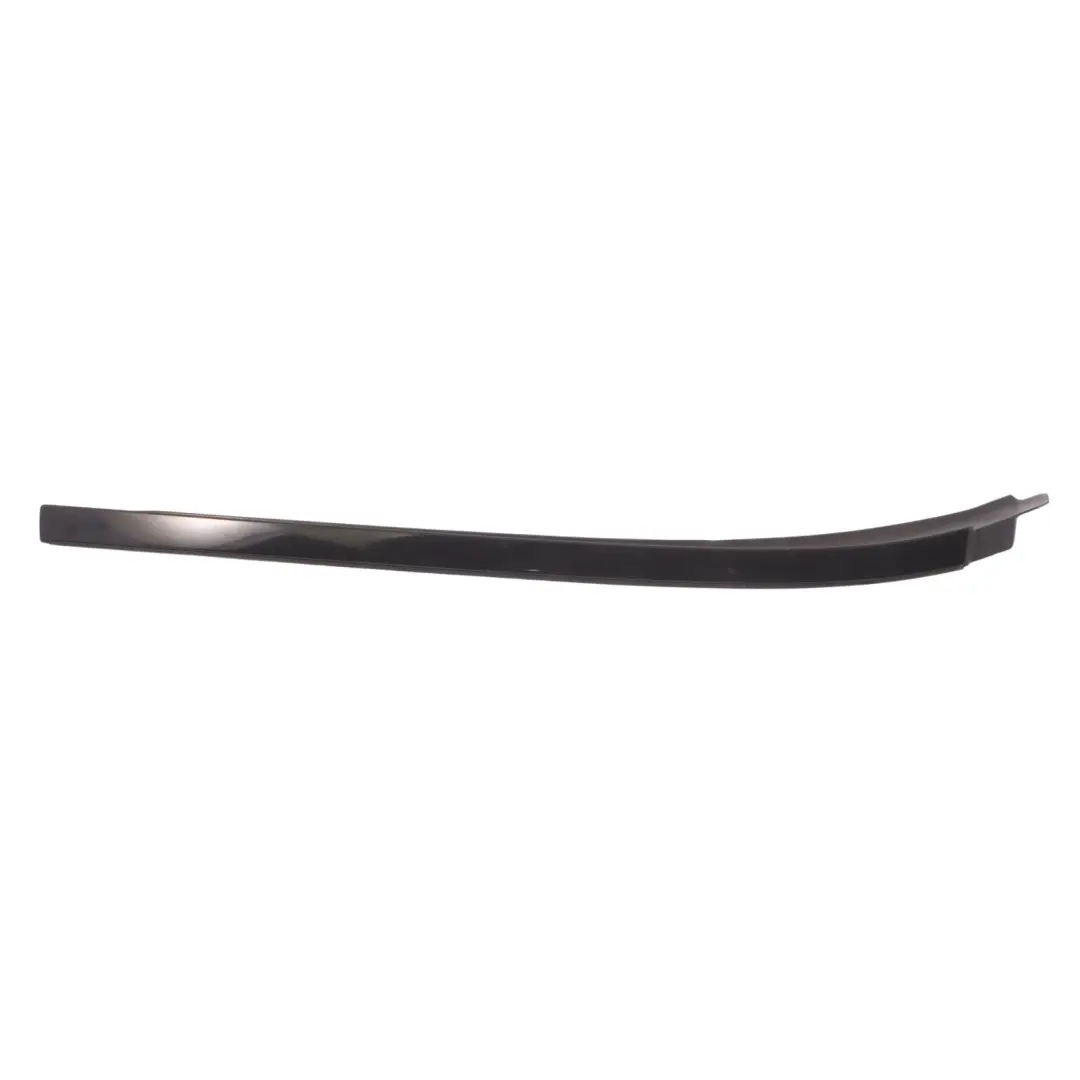 Mercedes A238 Déflecteur d'eau avant Bande de seuil droite - SKU A2386905200 - Numéro de pièce A2386905200