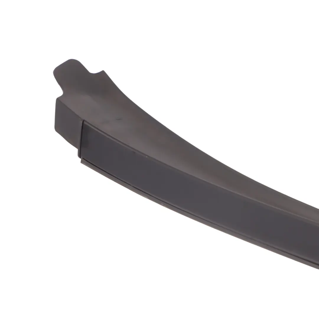 Mercedes A238 Déflecteur d'eau avant Bande de seuil gauche - SKU A2386905700 - Numéro de pièce A2386905700