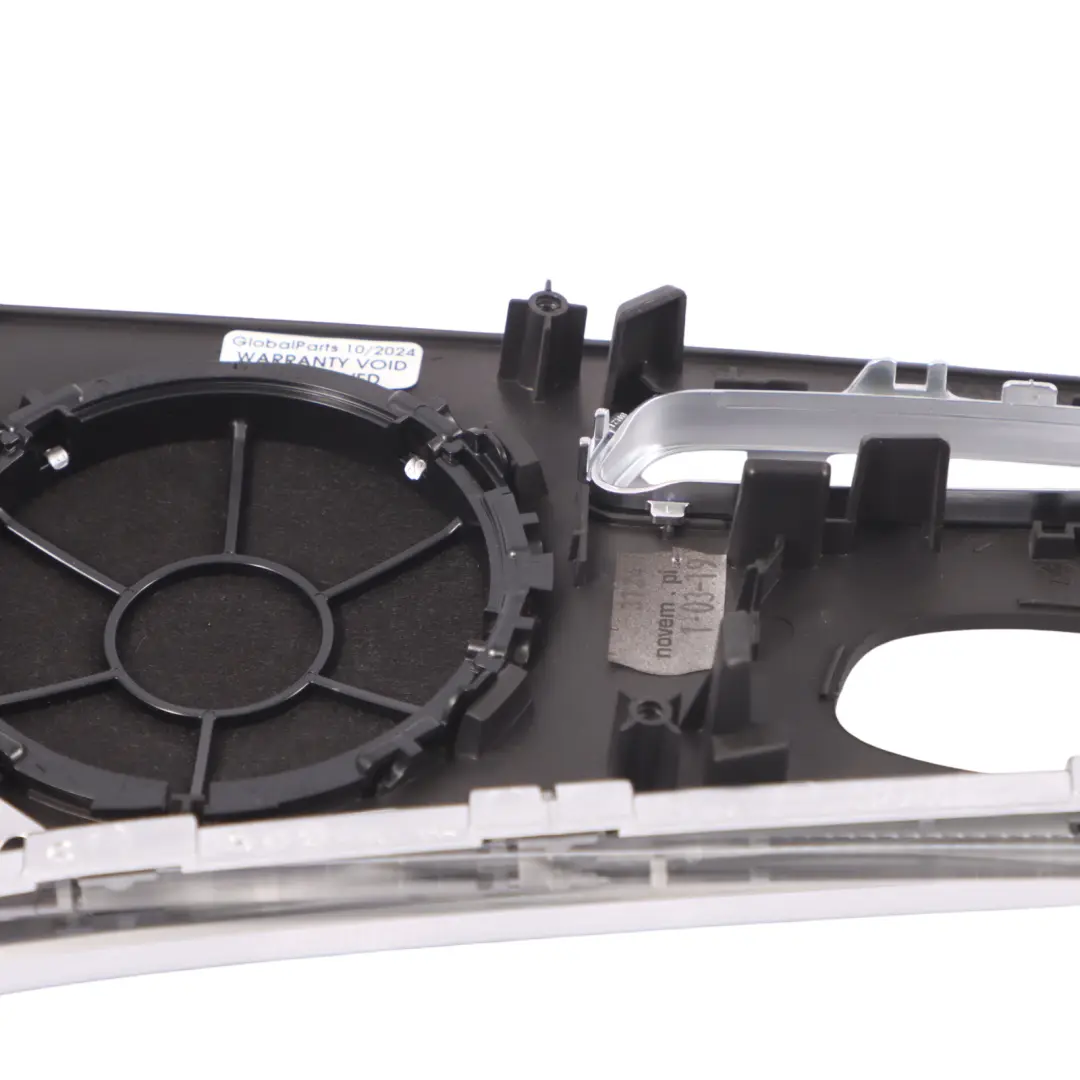 Copri altoparlante porta anteriore sinistra Burmester per Mercedes C238 con numero di parte A2387201705 Mercedes C238 Copri altoparlante porta anteriore sinistra Burmester - SKU A2387201705 - Numero di parte A2387201705