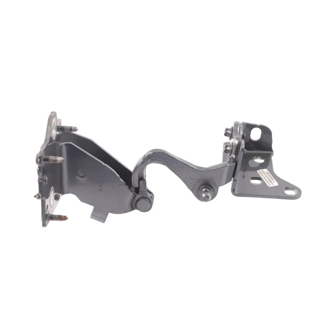 Mercedes A238 Charnière de coffre arrière gauche Selenite Grey 992 A2387507300 - SKU A2387507300-SEL - Numéro de pièce A2387507500