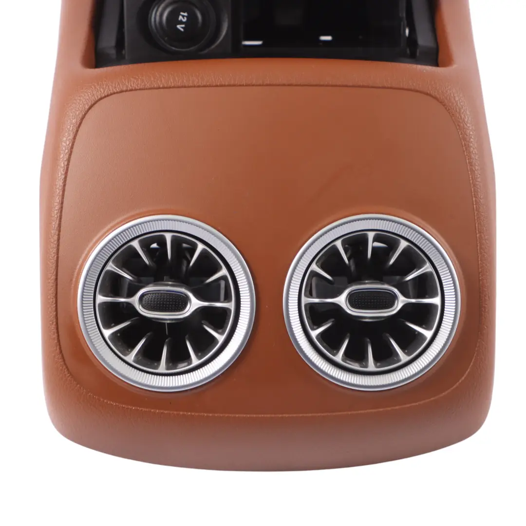 Plateau de rangement Console centrale Garniture d'aération arrière pour Mercedes C238 à propos du numéro de pièce A2388301600 Mercedes C238 Plateau de rangement Console centrale Garniture d'aération arrière - SKU A2388301600-1 - Numéro de pièce A2388301600