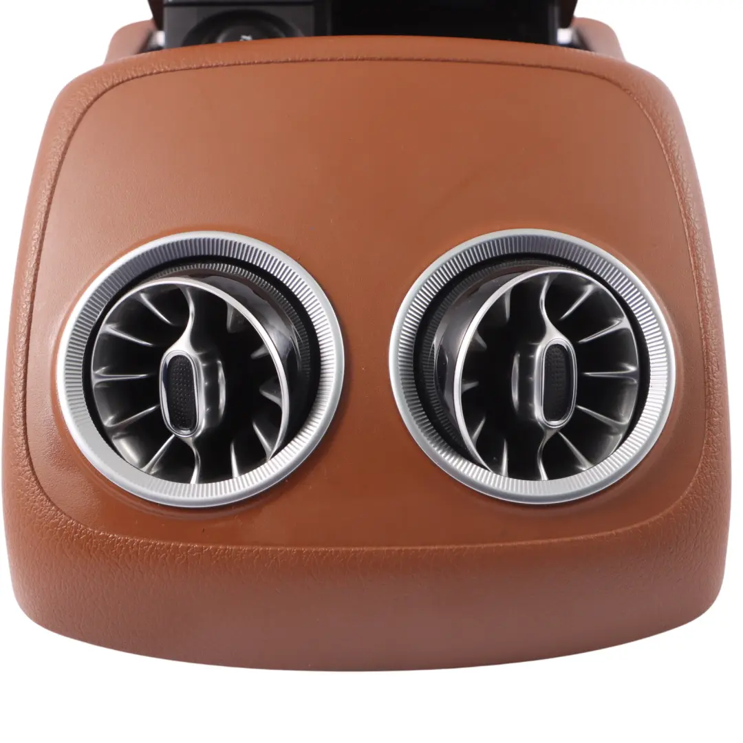 Schowek Popielniczka Nawiew Konsoli Środkowej Tył do Mercedes C238 o numerze A2388301600 Mercedes C238 Schowek Popielniczka Nawiew Konsoli Środkowej Tył - SKU A2388301600-1 - Numer Części A2388301600