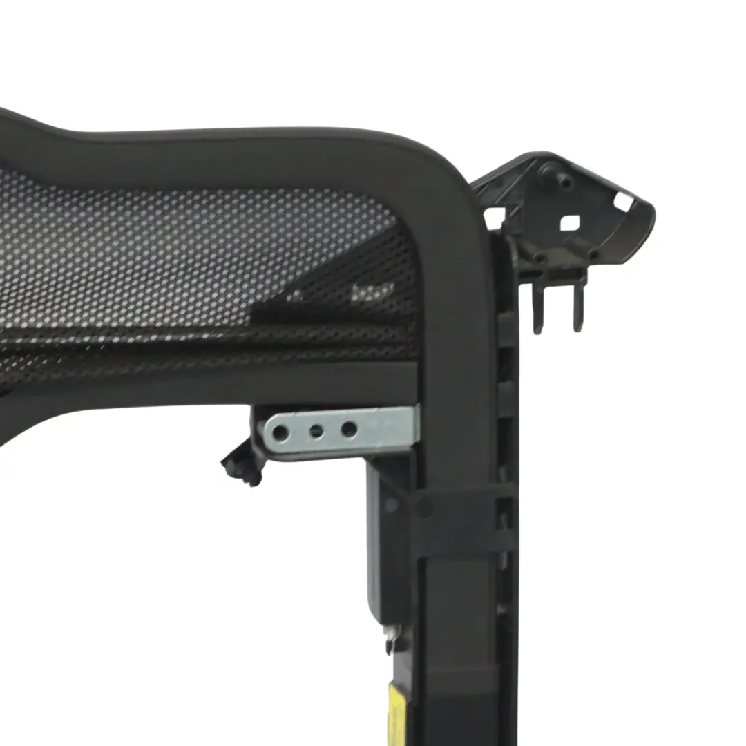 Déflecteur D'Air Central pour Mercedes A238 Cabriolet à propos du numéro de pièce A2388600074 Mercedes A238 Cabriolet Déflecteur D'Air Central - SKU A2388600074 - Numéro de pièce A2388600074