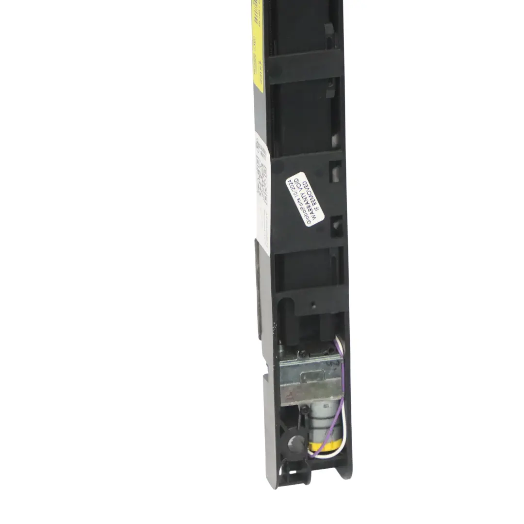 Paravento Centro Protezione per Mercedes A238 Cabrio con numero di parte A2388600074 Mercedes A238 Cabrio Paravento Centro Protezione - SKU A2388600074 - Numero di parte A2388600074