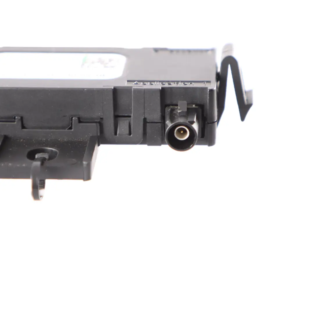 Mercedes W205 Antenna Aerial Amplifier Duplexer Module Receiver Unit - SKU A2389055000 - Part number A2389055000